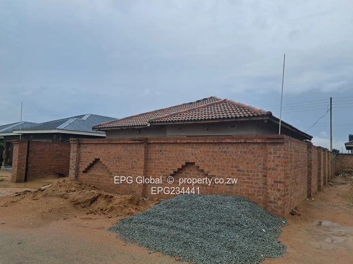 Solid Family house for sale 