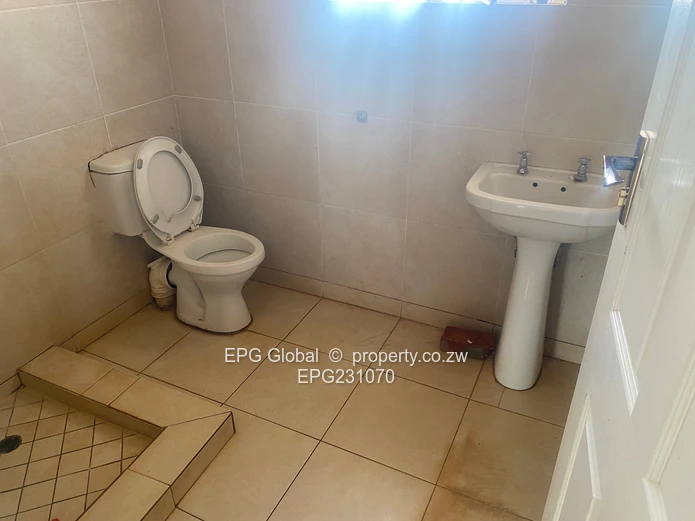 Solid Family house available for letting   (Sole Mandate)