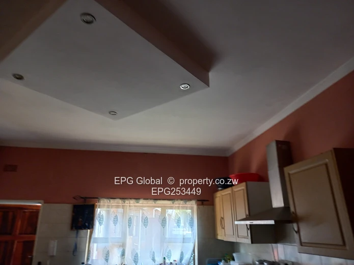 Solid Garden Flat in a complex of 11 units  available for letting  