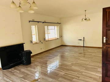 4 Bedroom Garden Flat