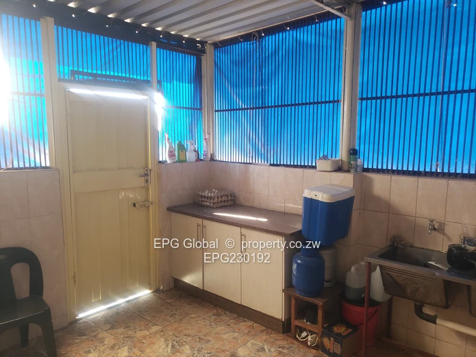 Solid Family house available for letting   (Sole Mandate)