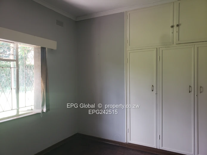 Solid Family house available for letting  