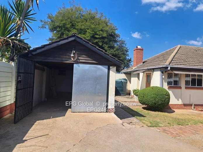 Solid Family house available for letting  