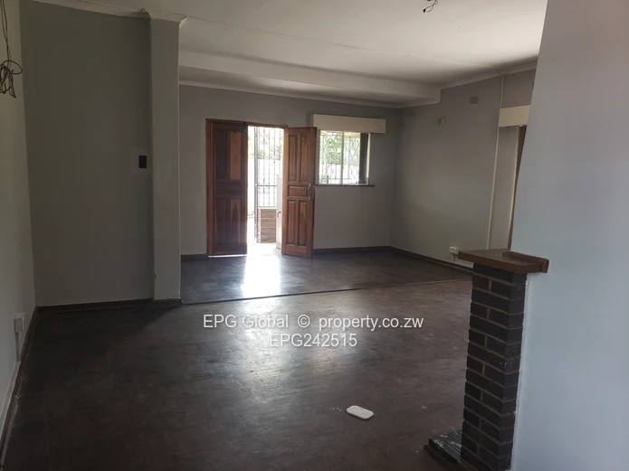 Solid Family house available for letting  