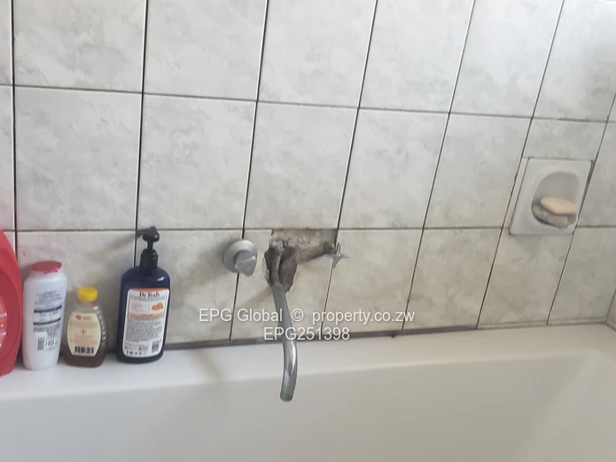 Solid Family house for sale 