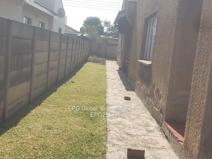Solid Family house for sale 