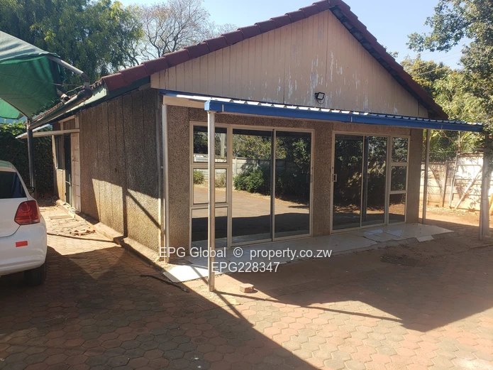 Solid Family House available for letting   