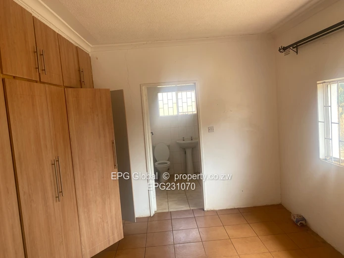 Solid Family house available for letting   (Sole Mandate)