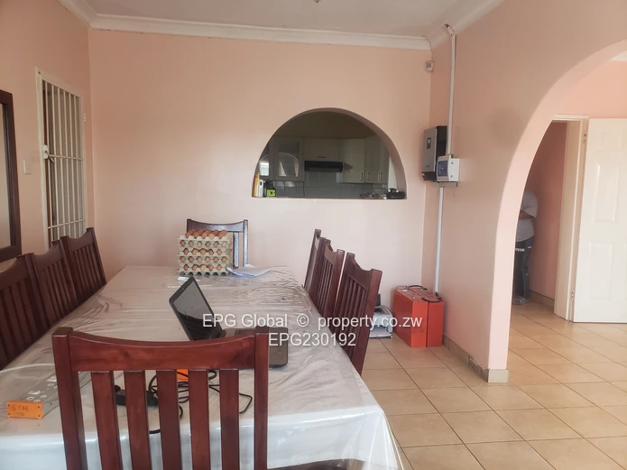 Solid Family house available for letting   (Sole Mandate)