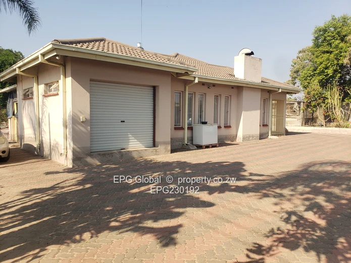 Solid Family house available for letting   (Sole Mandate)