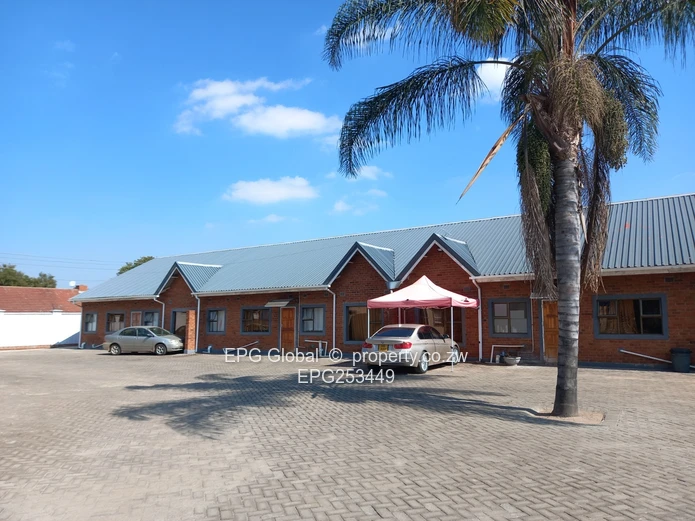 Solid Garden Flat in a complex of 11 units  available for letting  