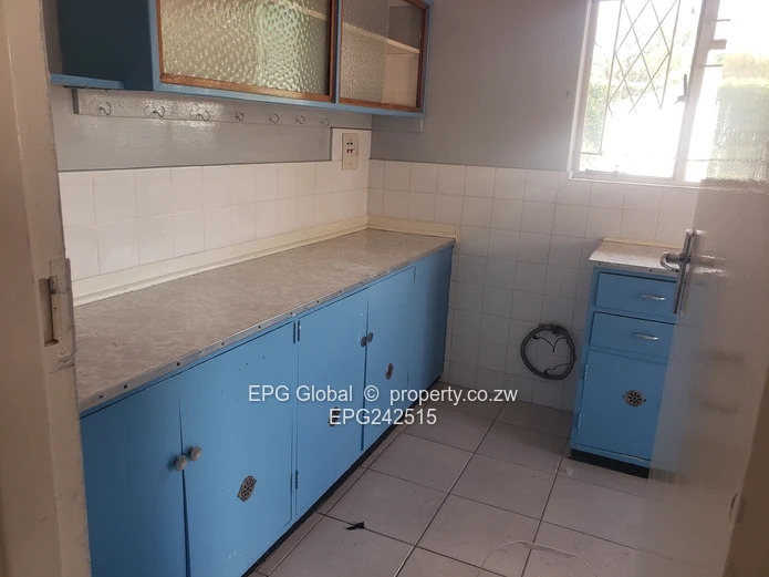 Solid Family house available for letting  