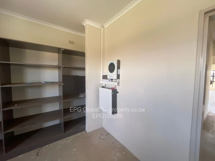  1x Upmarket cluster house to let  