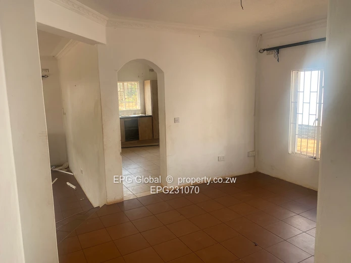 Solid Family house available for letting   (Sole Mandate)