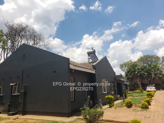 Solid Cluster  house available for letting  