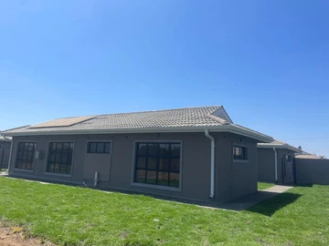 4 Bedroom Townhouse Complex