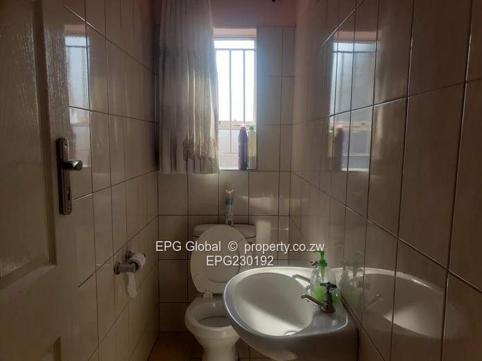 Solid Family house available for letting   (Sole Mandate)